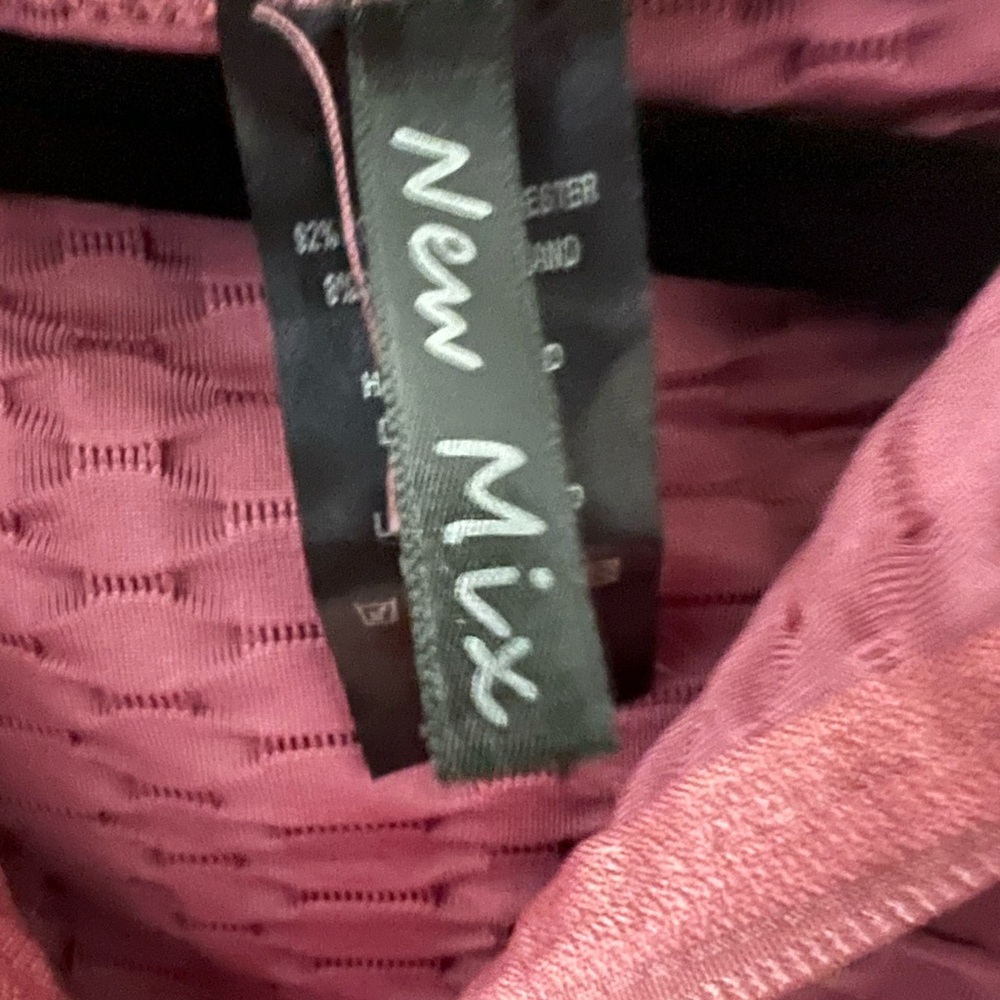 Pre-Owned Women’s New Mix Pink Textured Fabric Zip Jacket, Size L/XL - Picture 2 of 4